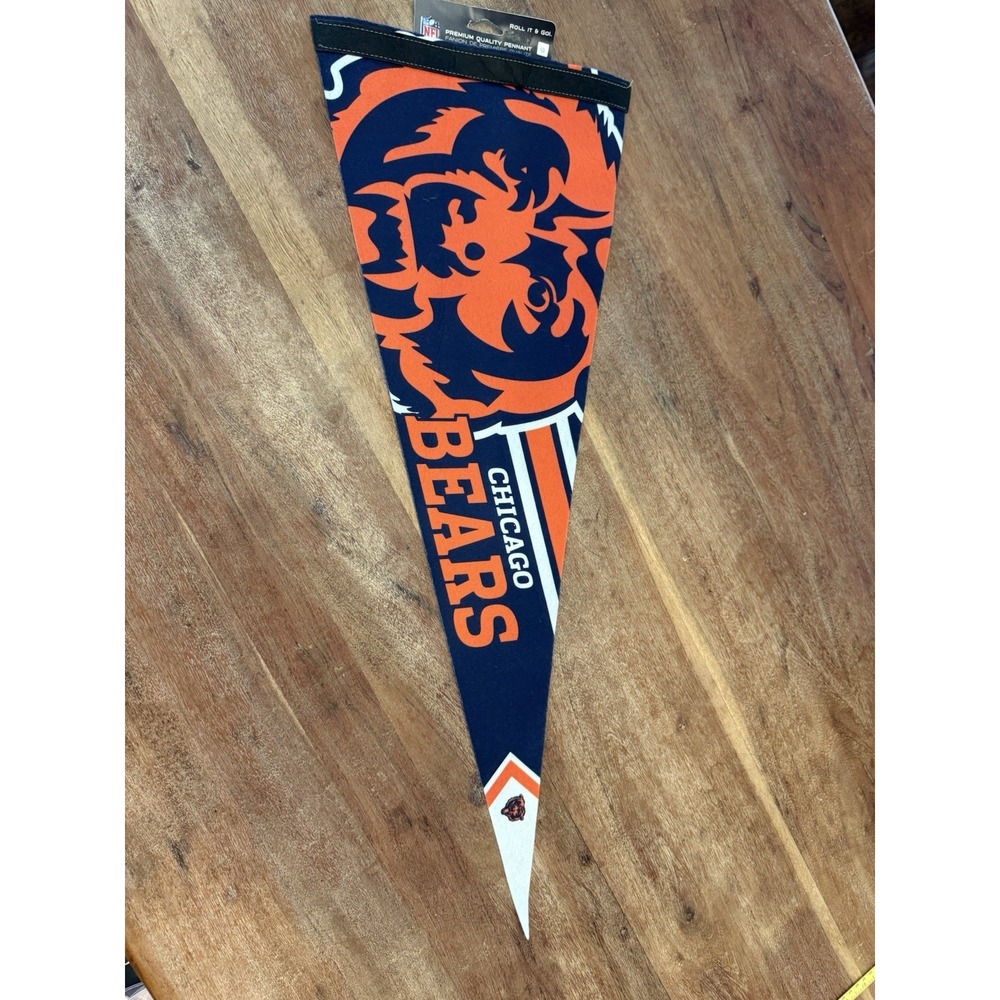 CHICAGO BEARS LOGO ROLL UP PREMIUM FELT PENNANT 12"x30" NEW WINCRAFT 🐻